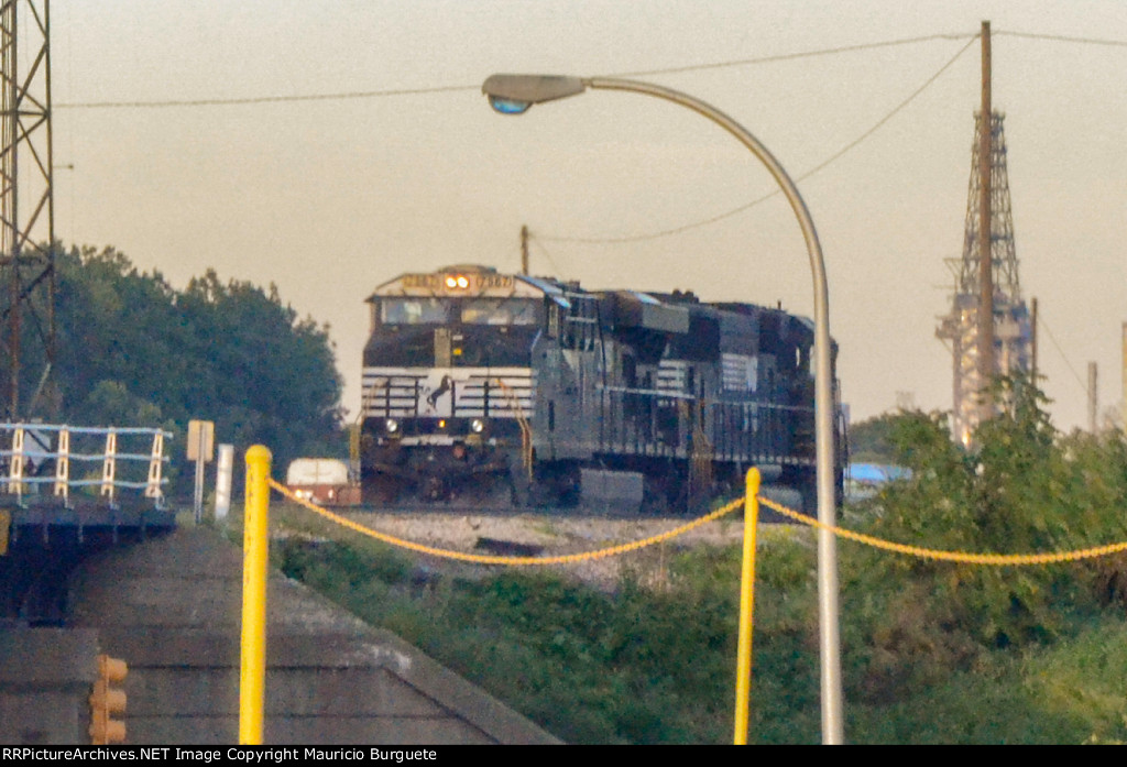 NS Locomotives in the yard